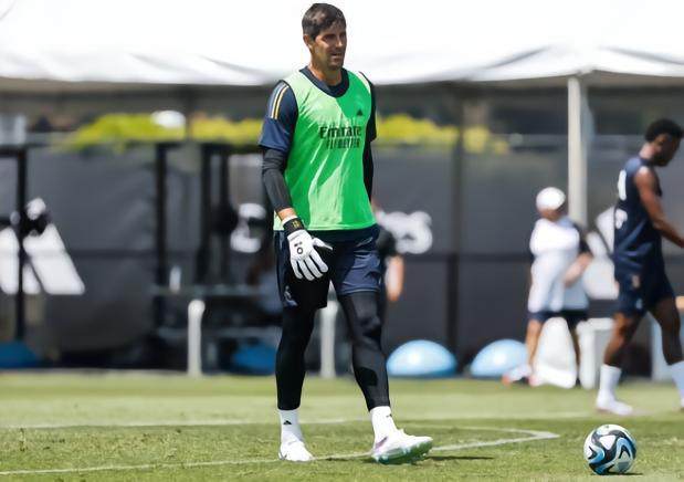 1691710912160075318.jpg kuertuwa.jpg